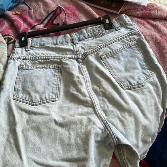 Whooz blooz vintage Bermuda shorts - Picture 4 of 7